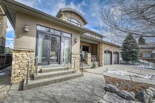 Photo 2: 139 Valhalla Crescent NW in Calgary: Varsity Detached for sale : MLS®# A2119363