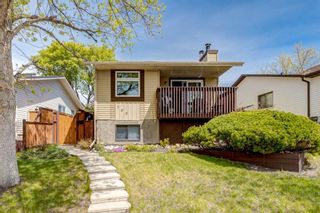 Main Photo: 100 Rivervalley Drive SE in Calgary: Riverbend Detached for sale : MLS®# A2135612