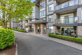Photo 3: 206 2068 SANDALWOOD Crescent in Abbotsford: Central Abbotsford Condo for sale in "The Sterling" : MLS®# R2877425