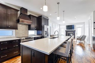 Photo 5: 517 14 Avenue NE in Calgary: Renfrew Semi Detached (Half Duplex) for sale : MLS®# A2032562