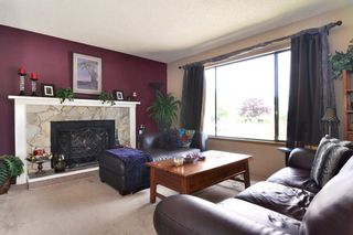 Photo 2: 3150 TORY Avenue in Coquitlam: New Horizons House for sale in "NEW HORIZONS" : MLS®# R2173983