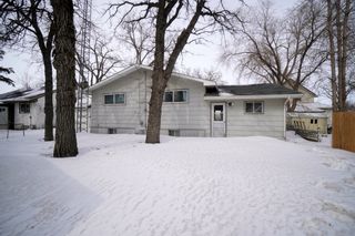 Photo 45: 907 Saskatchewan Ave W in Portage la Prairie: House for sale : MLS®# 202308672