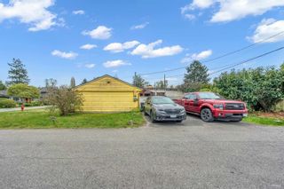 Photo 3: 1219 SILVERWOOD Crescent in North Vancouver: Norgate House for sale : MLS®# R2881622