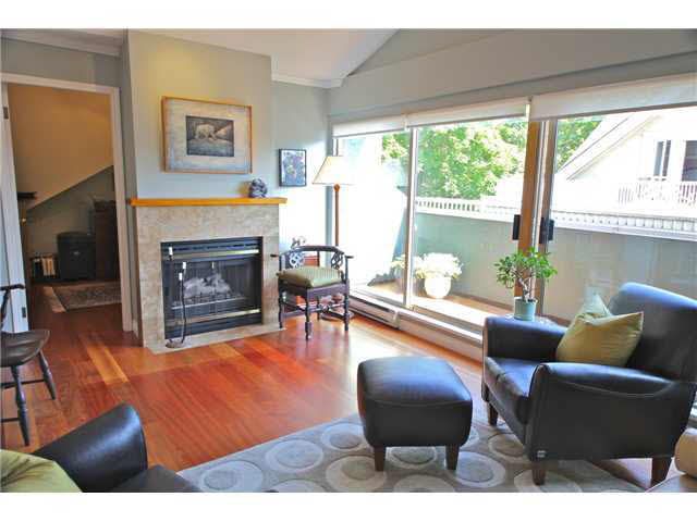 Main Photo: 401 3065 HEATHER STREET in : Fairview VW Condo for sale : MLS®# V985863