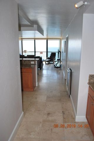 Photo 12: PACIFIC BEACH Condo for sale : 2 bedrooms : 4767 Ocean Blvd. #801 in San Diego