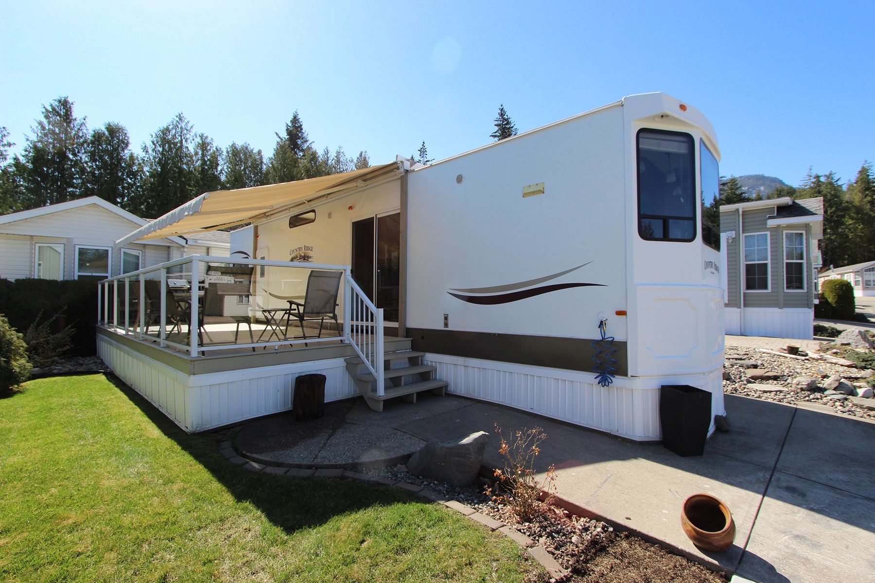 Main Photo: 46 667 Waverly Park Frontage Road in : Sorrento Recreational for sale (South Shuswap)  : MLS®# 10238997