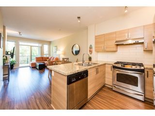 Photo 3: 415 1153 KENSAL Place in Coquitlam: New Horizons Condo for sale : MLS®# R2287117
