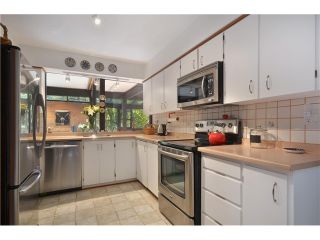 Photo 3: 6830 HYCROFT Road in West Vancouver: Whytecliff House for sale : MLS®# V971359