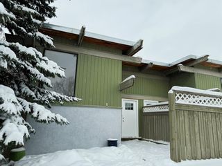 Photo 2: 11021 5 Street SW in Calgary: Southwood Semi Detached (Half Duplex) for sale : MLS®# A2116090
