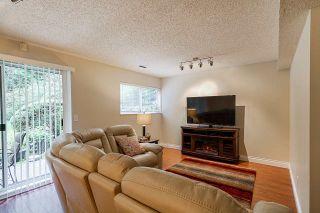 Photo 9: 21 9000 ASH GROVE Crescent in Burnaby: Forest Hills BN Townhouse for sale in "Ashbrook Place" (Burnaby North)  : MLS®# R2417763