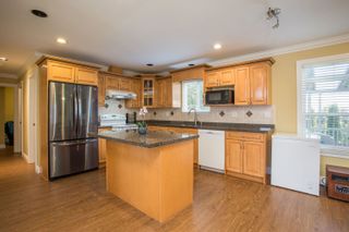 Photo 1: 23572 112B Avenue in Maple Ridge: Cottonwood MR House for sale : MLS®# R2832955