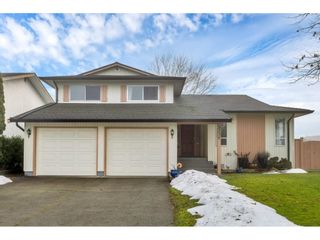 Photo 1: 3236 DENMAN Street in Abbotsford: Abbotsford West House for sale : MLS®# R2643522
