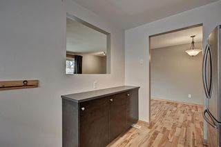 Photo 4: 2006 8 Avenue SE in Calgary: Inglewood Semi Detached (Half Duplex) for sale : MLS®# A1228706
