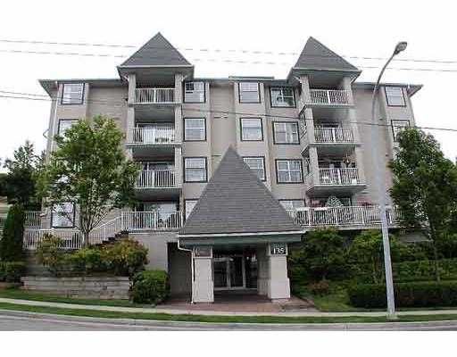 Main Photo: 304 135 11TH ST in New Westminster: Uptown NW Condo for sale in "QUEENS TERRACE" : MLS®# V579106