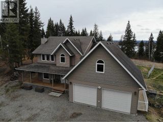 Photo 2: 1551 VIEW DRIVE in Quesnel: House for sale : MLS®# R2875547