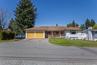Photo 1: 33237 RAVINE Avenue in Abbotsford: Central Abbotsford House for sale : MLS®# R2568208