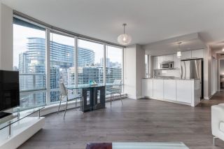 Photo 4: 1906 918 Cooperage Way in Vancouver: Yaletown Condo for sale (Vancouver West)  : MLS®# R2539627