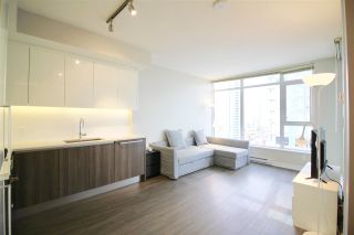 Photo 1: 1705 4900 LENNOX Lane in Burnaby: Metrotown Condo for sale in "THE PARK" (Burnaby South)  : MLS®# R2352671
