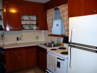 Photo 3: 712 SELKIRK Avenue in WINNIPEG: North End Residential for sale (North West Winnipeg)  : MLS®# 1108856