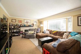 Photo 3: 1160 MAPLE Street: White Rock House for sale (South Surrey White Rock)  : MLS®# R2572291
