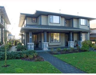 Photo 1: 431 W 16TH Street in North Vancouver: Central Lonsdale 1/2 Duplex for sale : MLS®# V804466