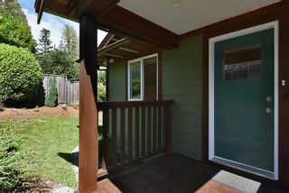 Photo 18: 591 GIBSONS Way in Gibsons: Gibsons & Area House for sale (Sunshine Coast)  : MLS®# R2749821