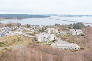 Photo 2: 201 3234 Holgate Lane in Colwood: Co Lagoon Condo for sale : MLS®# 896746