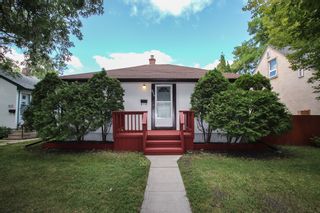Photo 1: Meticulously Maintained Bungalow: House for sale (Winnipeg) 