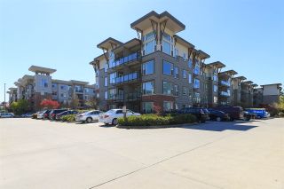 Photo 17: 415 33539 HOLLAND Avenue in Abbotsford: Central Abbotsford Condo for sale in "THE CROSSING" : MLS®# R2159342