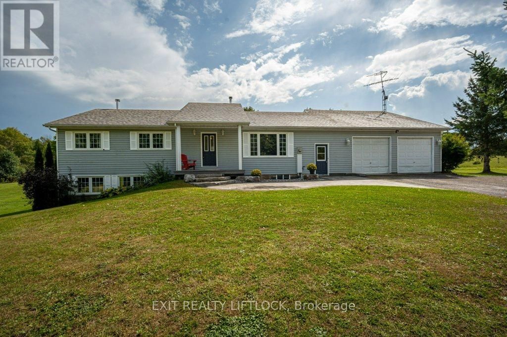 Main Photo: 1723 7TH LINE in Smith-Ennismore-Lakefield: House for sale : MLS®# X7306370