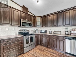 Photo 11: 31 Chartwell Place SE in Medicine Hat: House for sale : MLS®# A2050470
