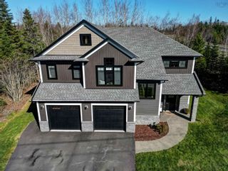 Photo 2: 1493 Mccabe Lake Drive in Middle Sackville: 26-Beaverbank, Upper Sackville Residential for sale (Halifax-Dartmouth)  : MLS®# 202225817