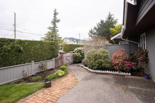 Photo 5: 121 6109 W BOUNDARY DRIVE in Surrey: Panorama Ridge Townhouse for sale : MLS®# R2717265