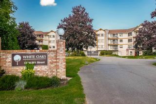 Photo 2: 313 5710 201 Street in Langley: Langley City Condo for sale in "White Oaks" : MLS®# R2698526