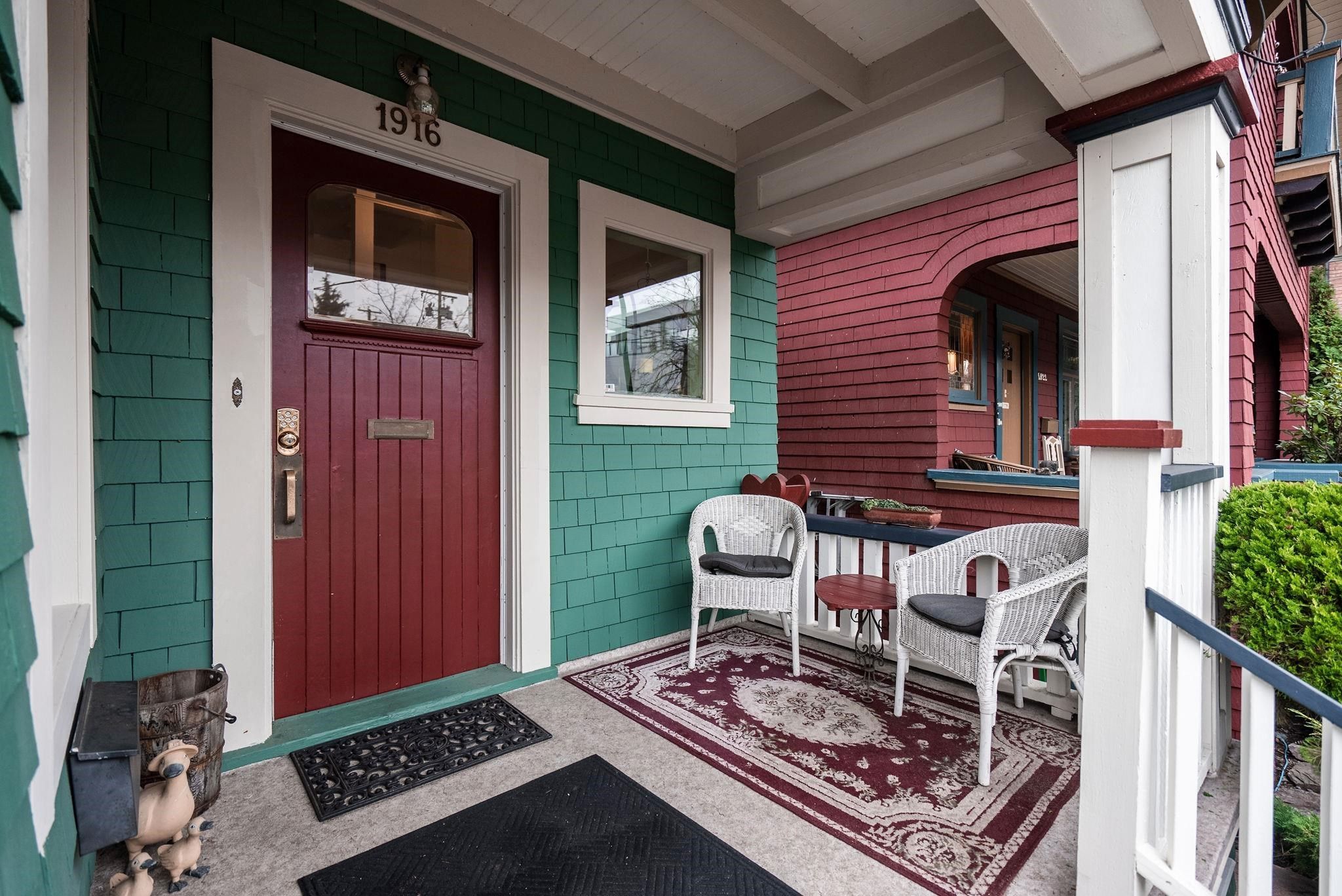 Main Photo: 1916 ARBUTUS STREET in Vancouver: Kitsilano House for sale (Vancouver West)  : MLS®# R2641716