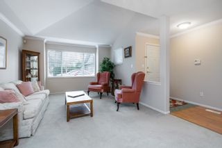 Photo 5: 63 6885 184 Street in Surrey: Cloverdale BC Townhouse for sale in "Creekside" (Cloverdale)  : MLS®# R2761617