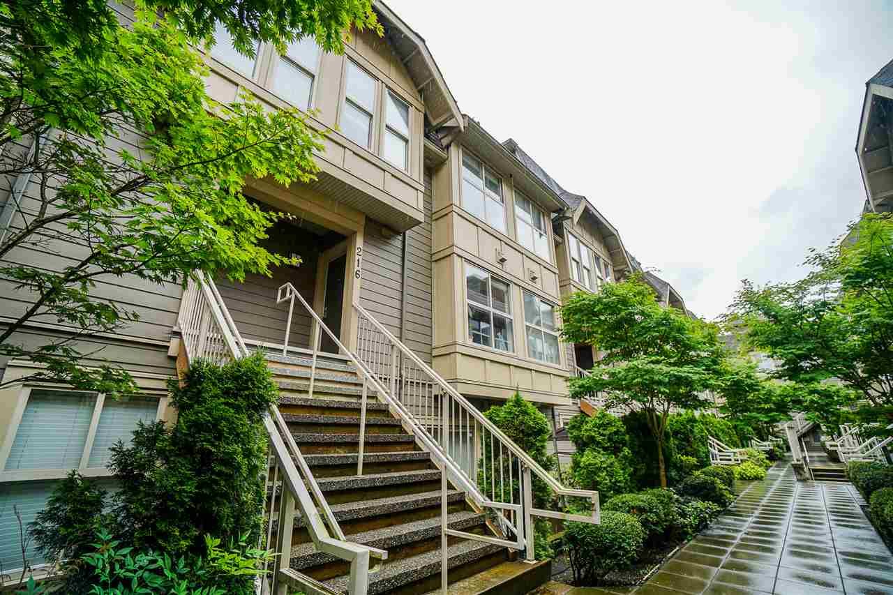 Main Photo: 216 2110 ROWLAND Street in Port Coquitlam: Central Pt Coquitlam Townhouse for sale in "Aviva On The Park" : MLS®# R2466337