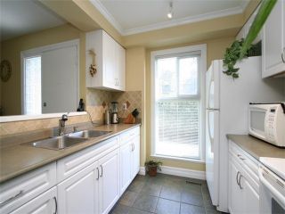Photo 5: 39 315 SCHOOLHOUSE Street in Coquitlam: Maillardville Townhouse for sale : MLS®# V1055851