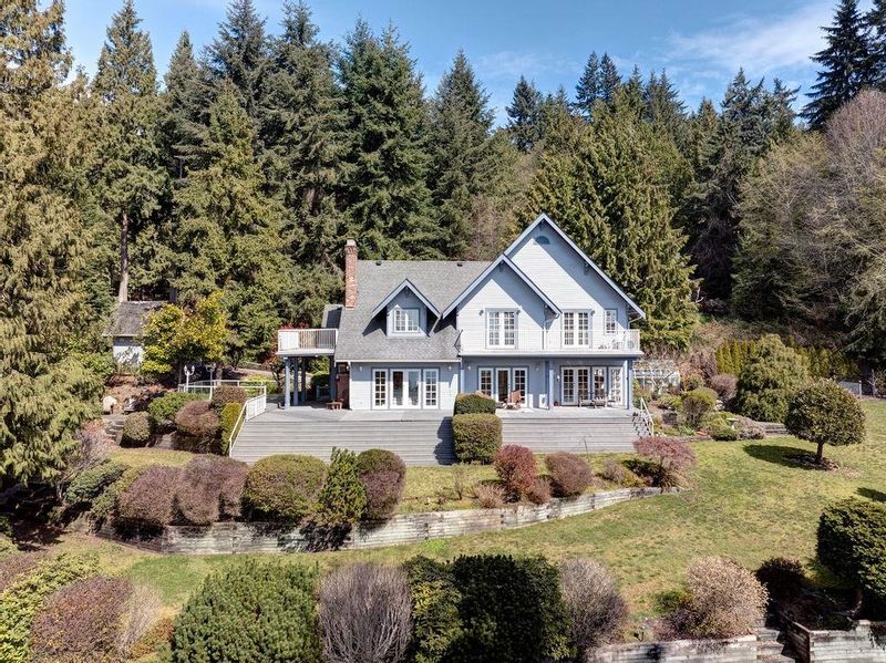 FEATURED LISTING: 1799 LOWER Road Roberts Creek