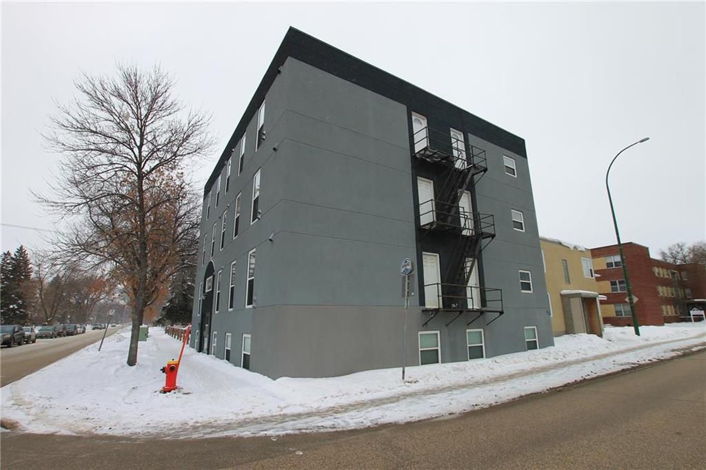 Main Photo: 7 364 Ashland Avenue in Winnipeg: Riverview Condominium for sale (1A)  : MLS®# 202301310