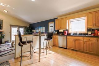 Photo 6: 45 Outhwaite Street in Winnipeg: Kildonan Estates Residential for sale (3J)  : MLS®# 202206660