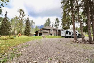 Photo 7: 7060 CEDAR Road in Smithers: Smithers - Rural House for sale (Smithers And Area)  : MLS®# R2719880