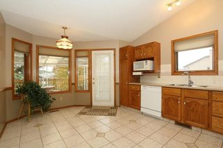 Photo 14: 2 WEST ANDISON Close: Cochrane House for sale : MLS®# C4141938