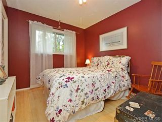 Photo 11: 303 Daniel Pl in VICTORIA: Co Lagoon House for sale (Colwood)  : MLS®# 745939