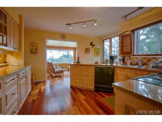 Photo 6: 554 Gemini Dr in VICTORIA: Me Rocky Point House for sale (Metchosin)  : MLS®# 658364