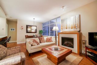 Photo 10: 702 158 W 13TH Street in North Vancouver: Central Lonsdale Condo for sale in "Vista Place" : MLS®# R2342022