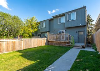 Photo 1: 836 68 Avenue SW in Calgary: Kingsland Semi Detached (Half Duplex) for sale : MLS®# A1250155