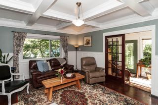 Photo 10: 7356 Wallace Dr in Central Saanich: CS Saanichton House for sale : MLS®# 915780