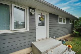 Photo 2: 160 Fredson Drive SE in Calgary: Fairview Detached for sale : MLS®# A2079680