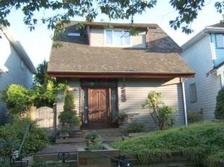 Photo 2: 3860 W 21ST Avenue in Vancouver: Dunbar House for sale in "DUNBAR" (Vancouver West)  : MLS®# V779072